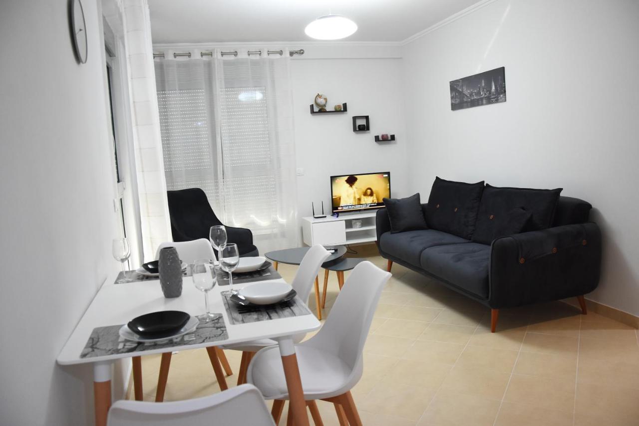 Click Apartments - Tirana Kültér fotó